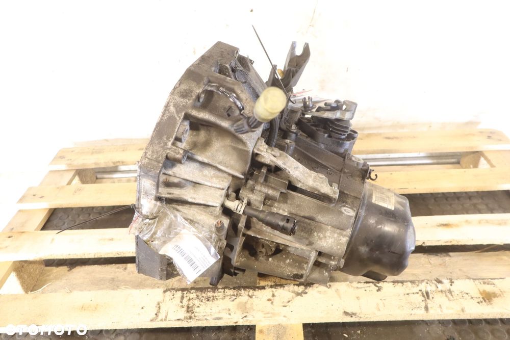 SKRZYNIA BIEGÓW 5 BIEGOWA RENAULT MEGANE III 1.5DCI JR5175 - 3