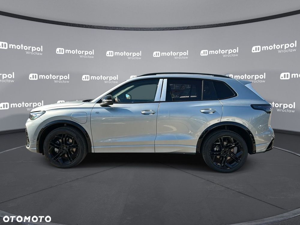 Volkswagen Tiguan - 3