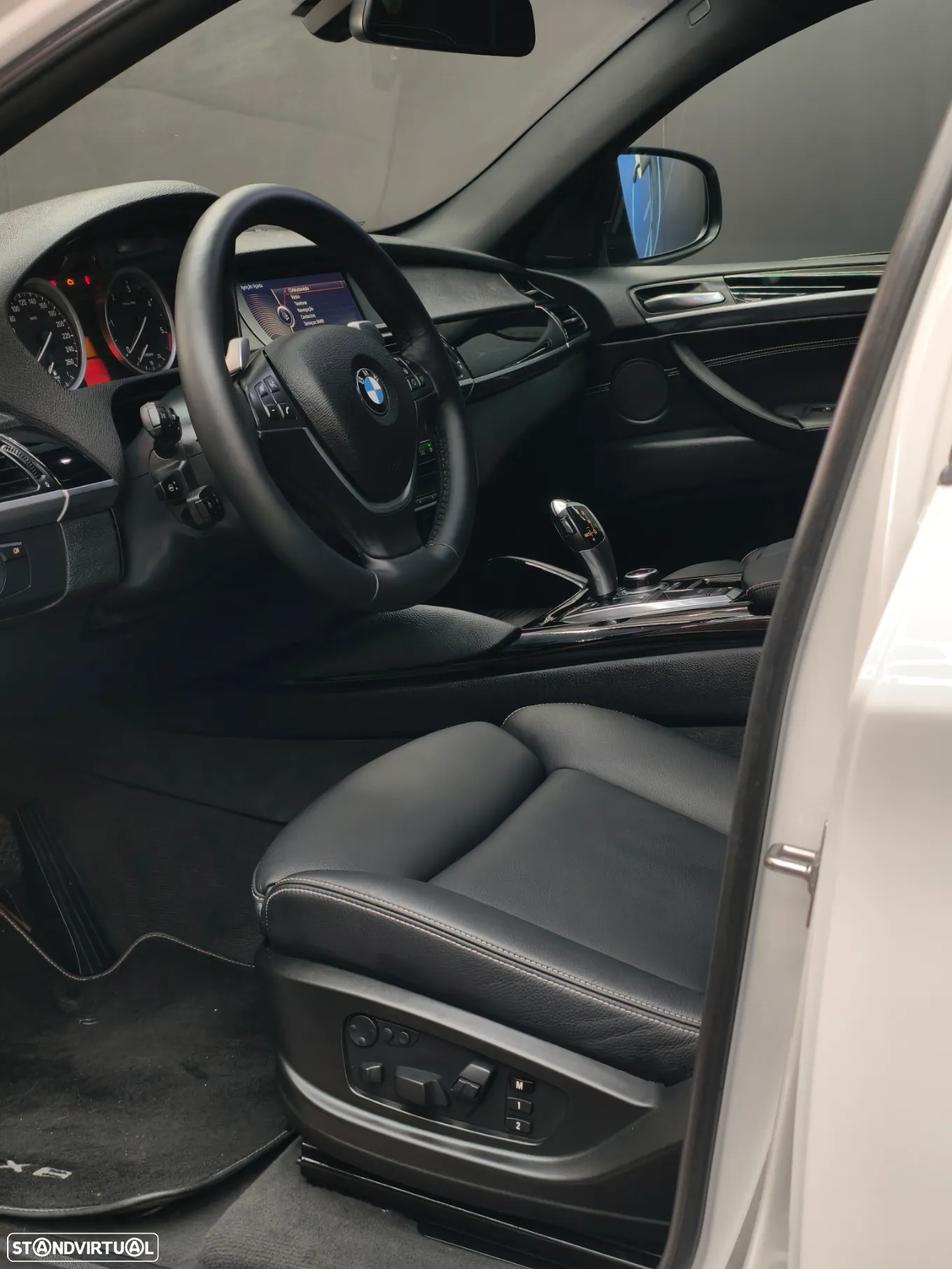 BMW X6 40 d xDrive - 38