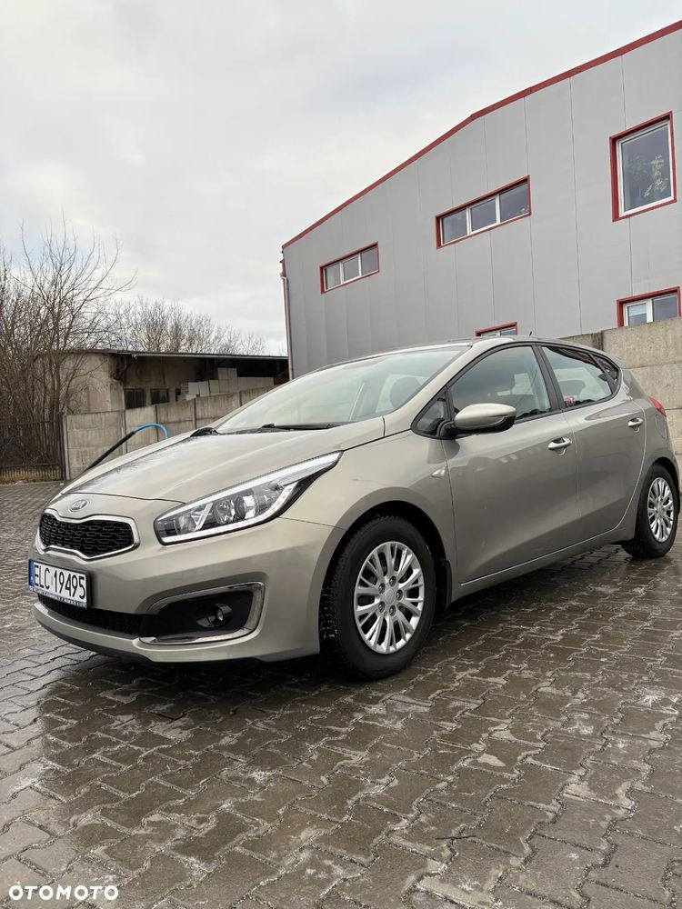 Kia Ceed 1.4 S - 1