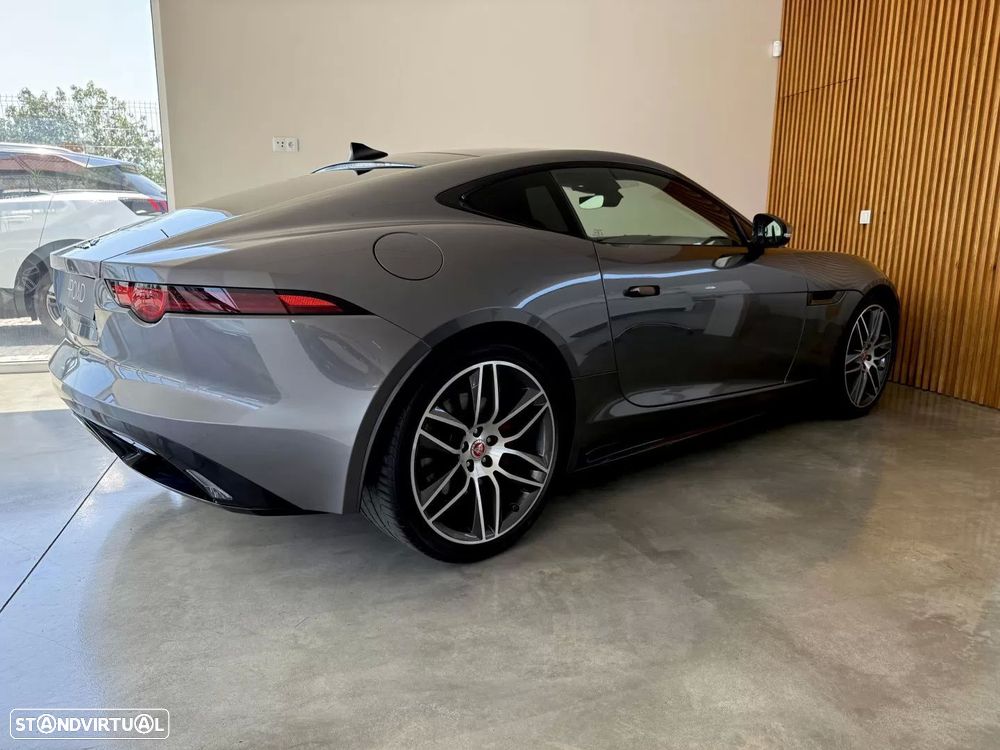 Jaguar F-Type 2.0 i4 R-Dynamic Black - 28