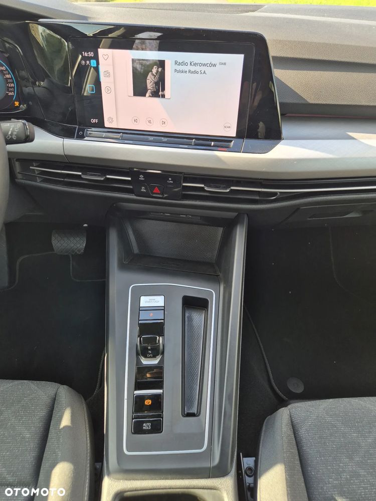 Volkswagen Golf 1.0 eTSI OPF DSG Active - 28