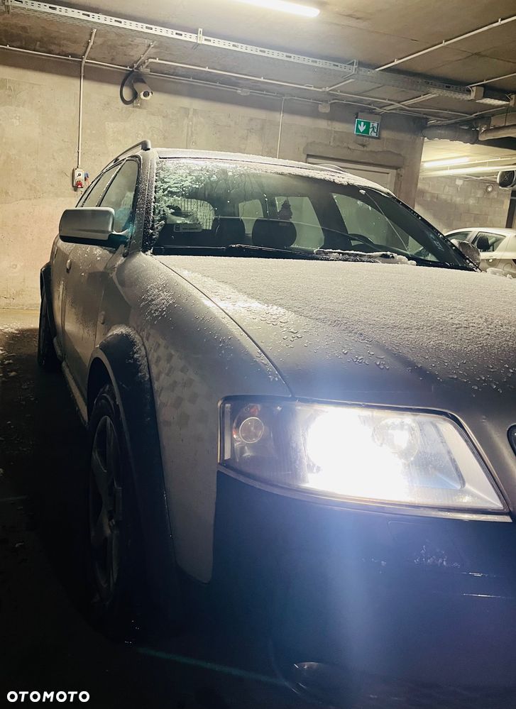 Audi A6 Allroad - 12