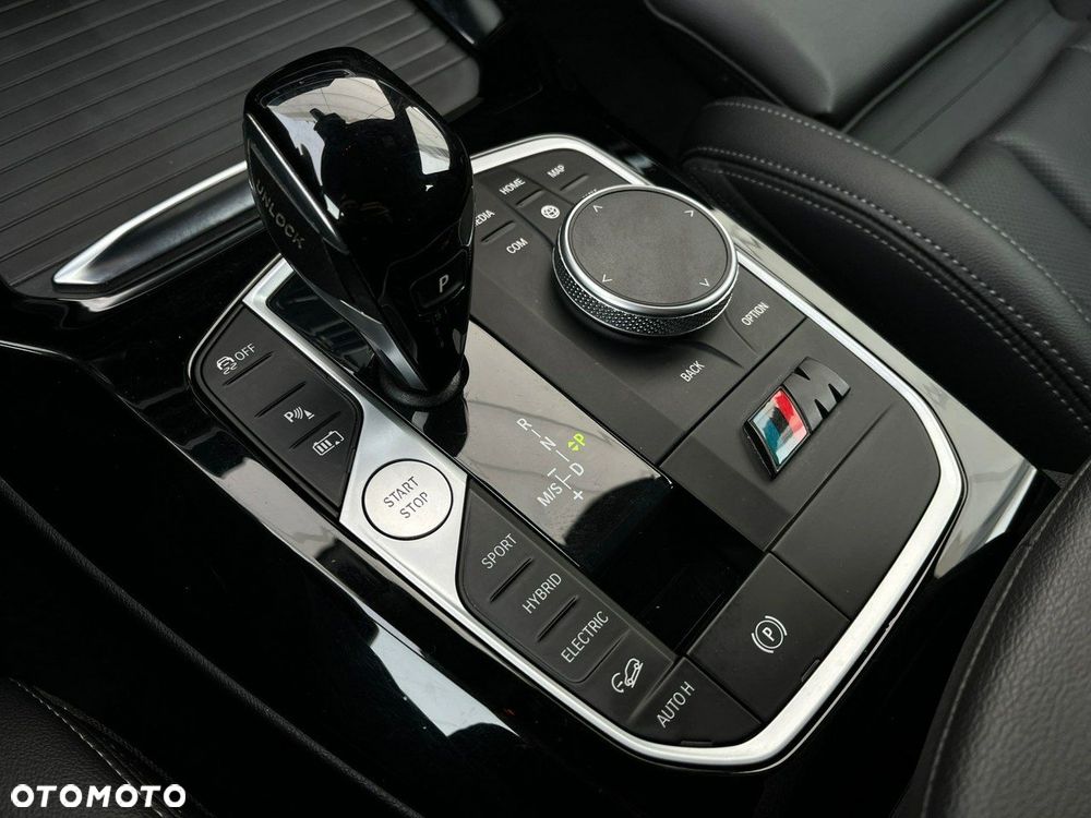 BMW X3 xDrive30e M Sport - 24