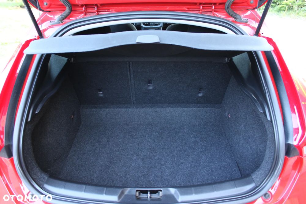 Volvo V40 D2 Momentum - 21