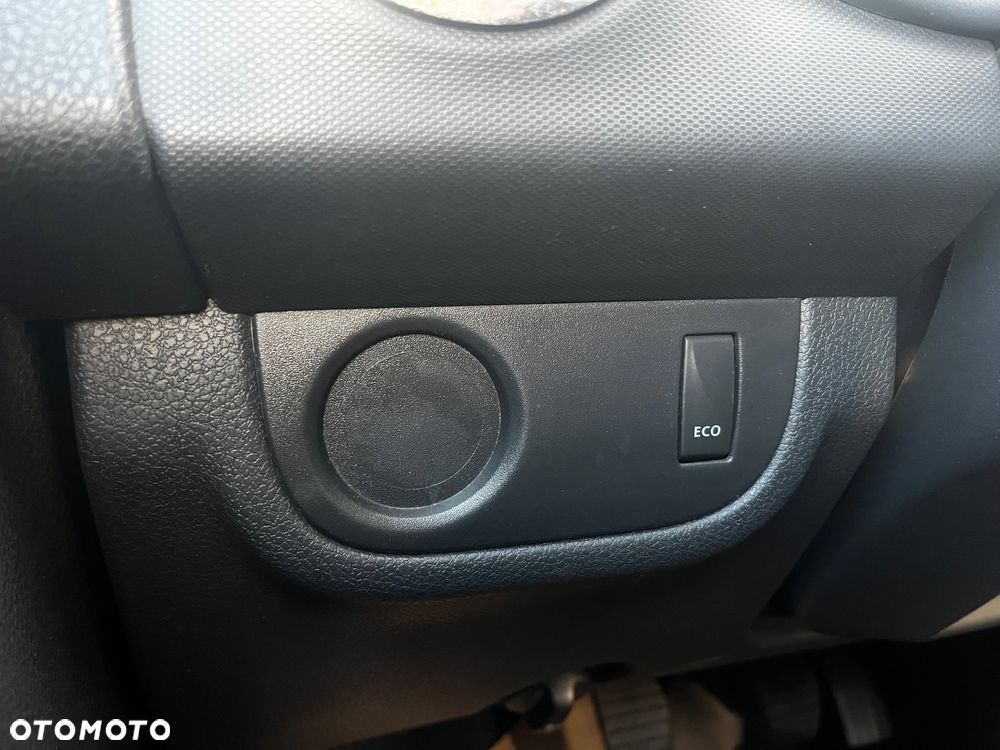 Dacia Sandero 0.9 TCe SL Celebration - 27
