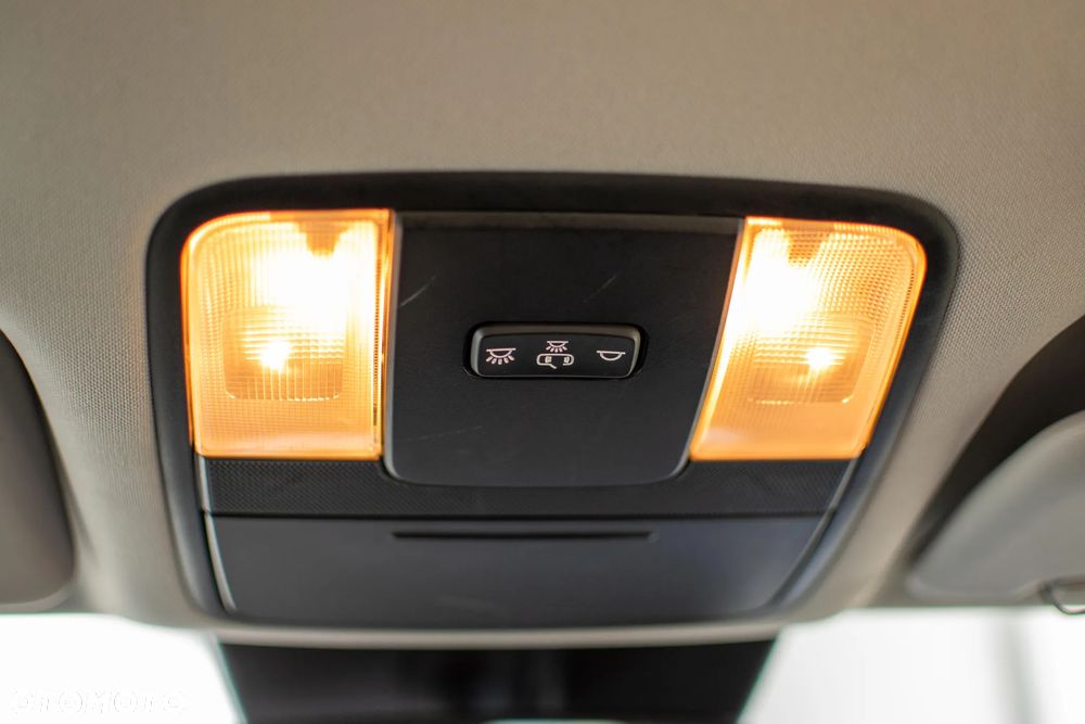 Kia Ceed - 24