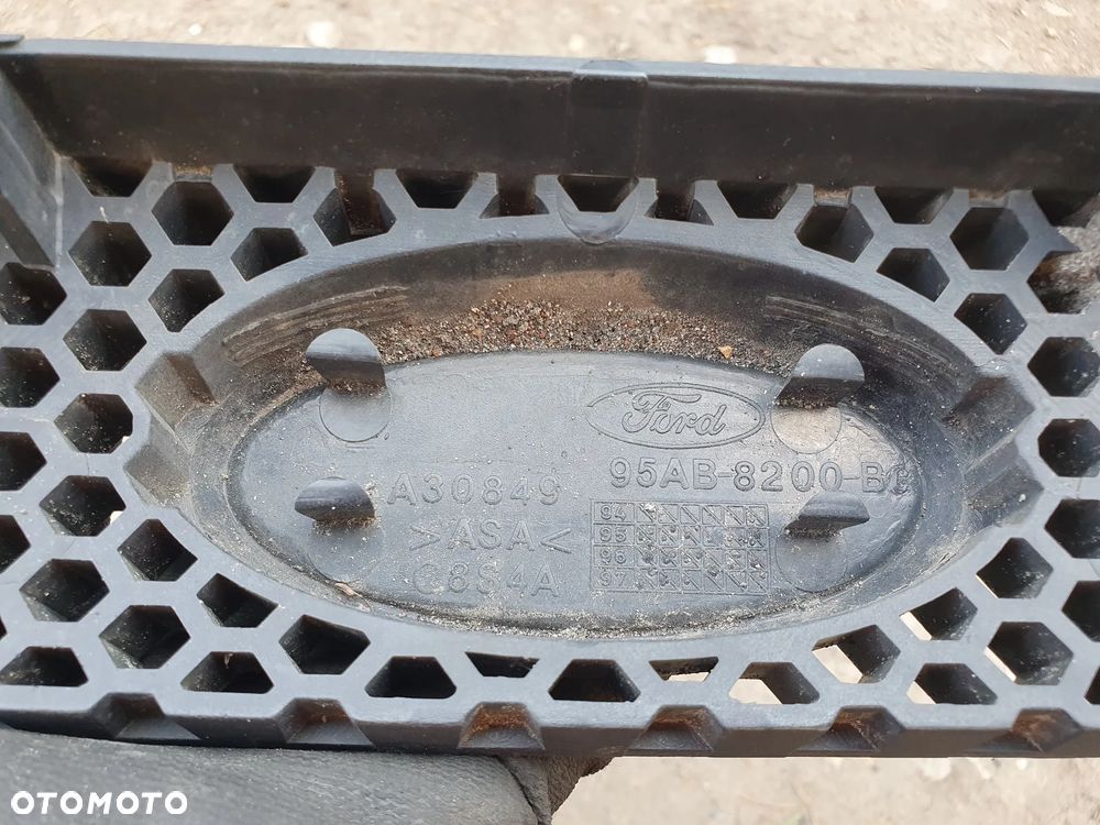 FORD ESCORT VII 95-00 GRILL ATRAPA PRZÓD PRZEDNIA 95AB-8200-BC - 3