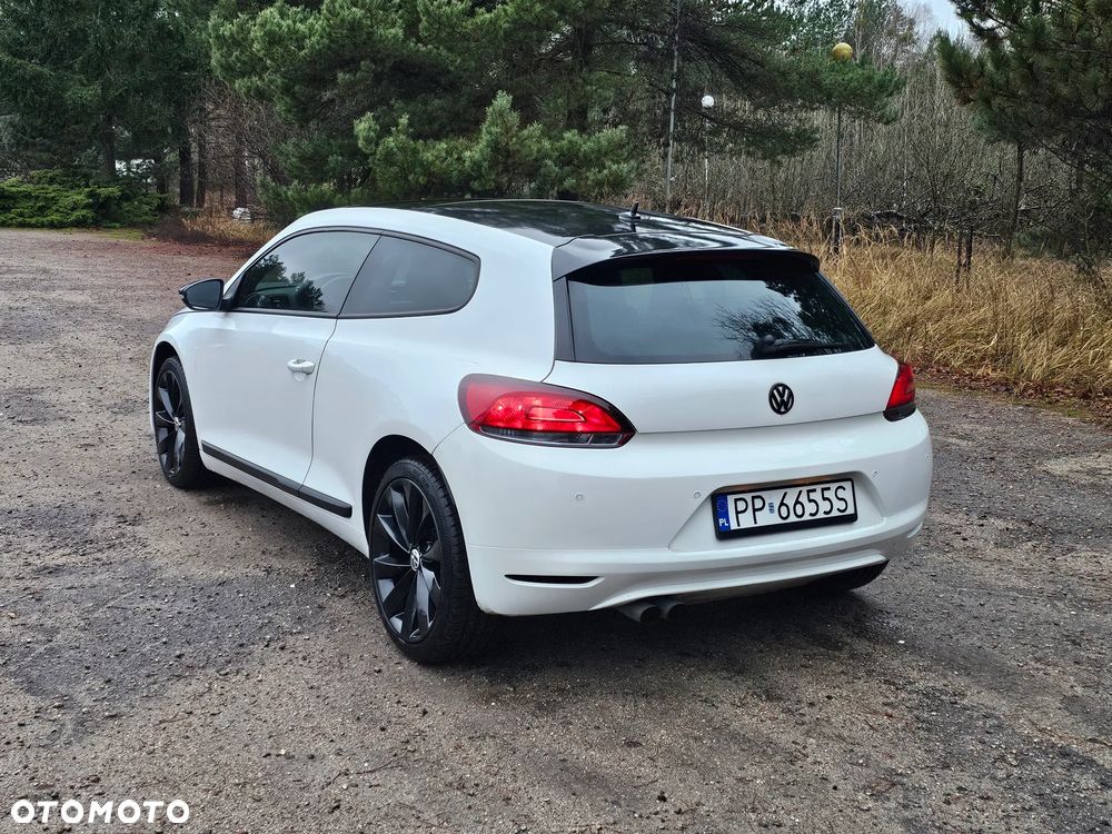 Volkswagen Scirocco 2.0 TDI Edition - 4