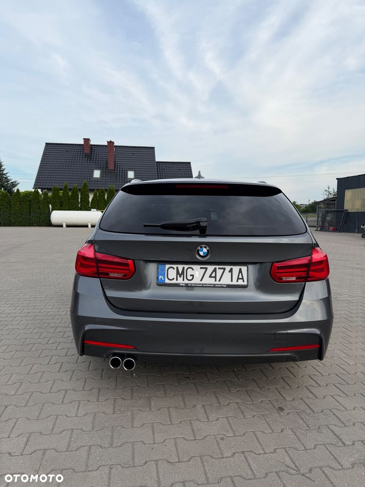 BMW Seria 3 320d M Sport - 6