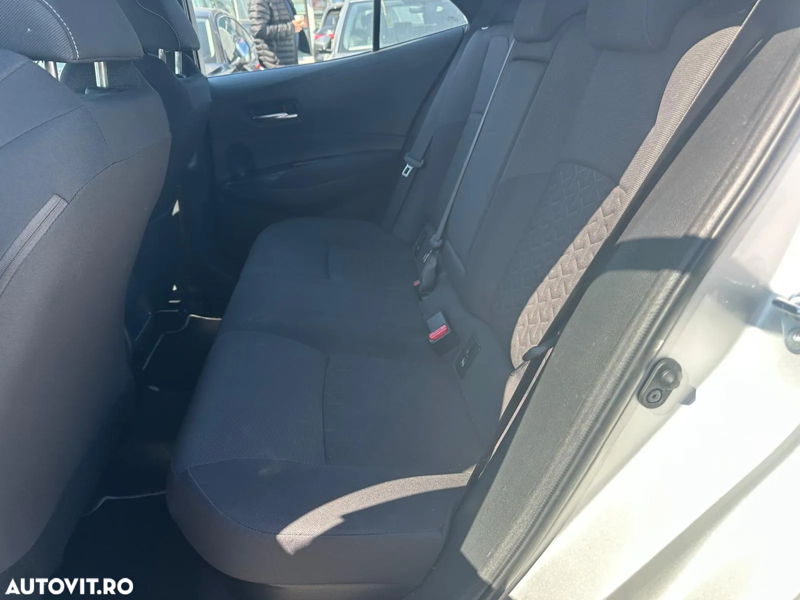 Toyota Corolla 1.8 HSD Dynamic - 10