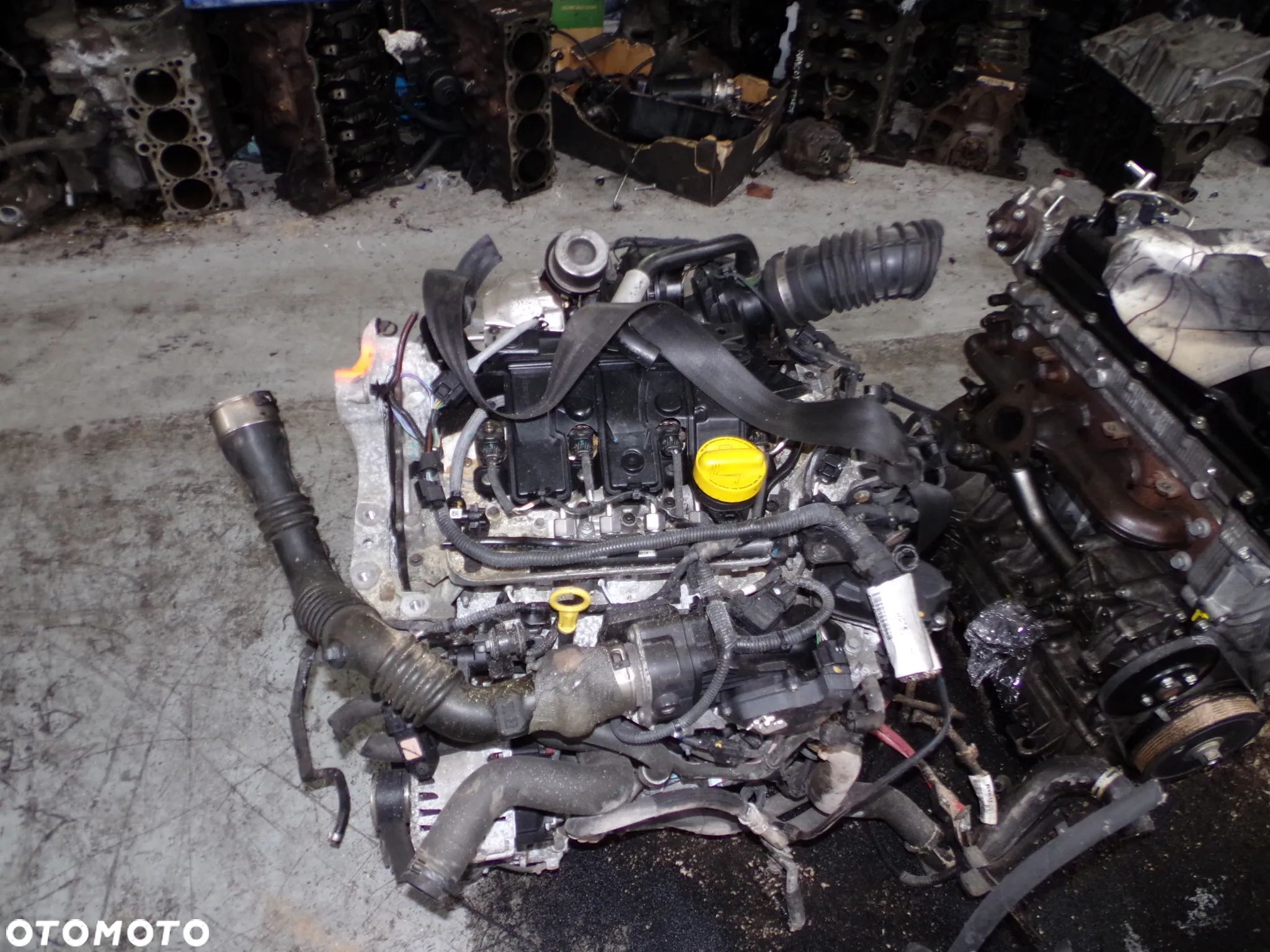 Kompletny silnik Renault Nissan 1.6 DCI M9R414 - 1
