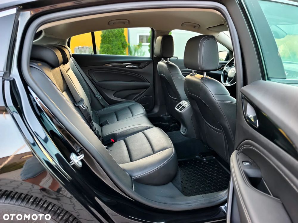 Opel Insignia 2.0 CDTI Cosmo S&S - 25