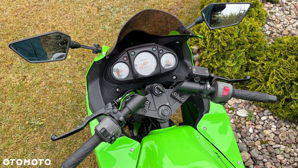 Kawasaki Ninja 250R - 26