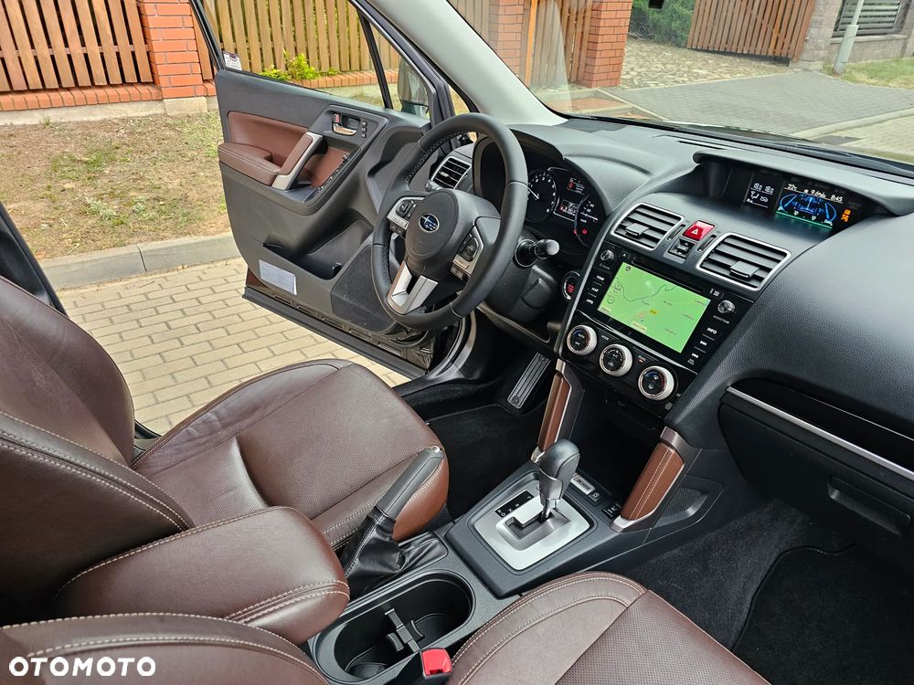 Subaru Forester 2.0 i Platinum (EyeSight) Lineartronic - 15