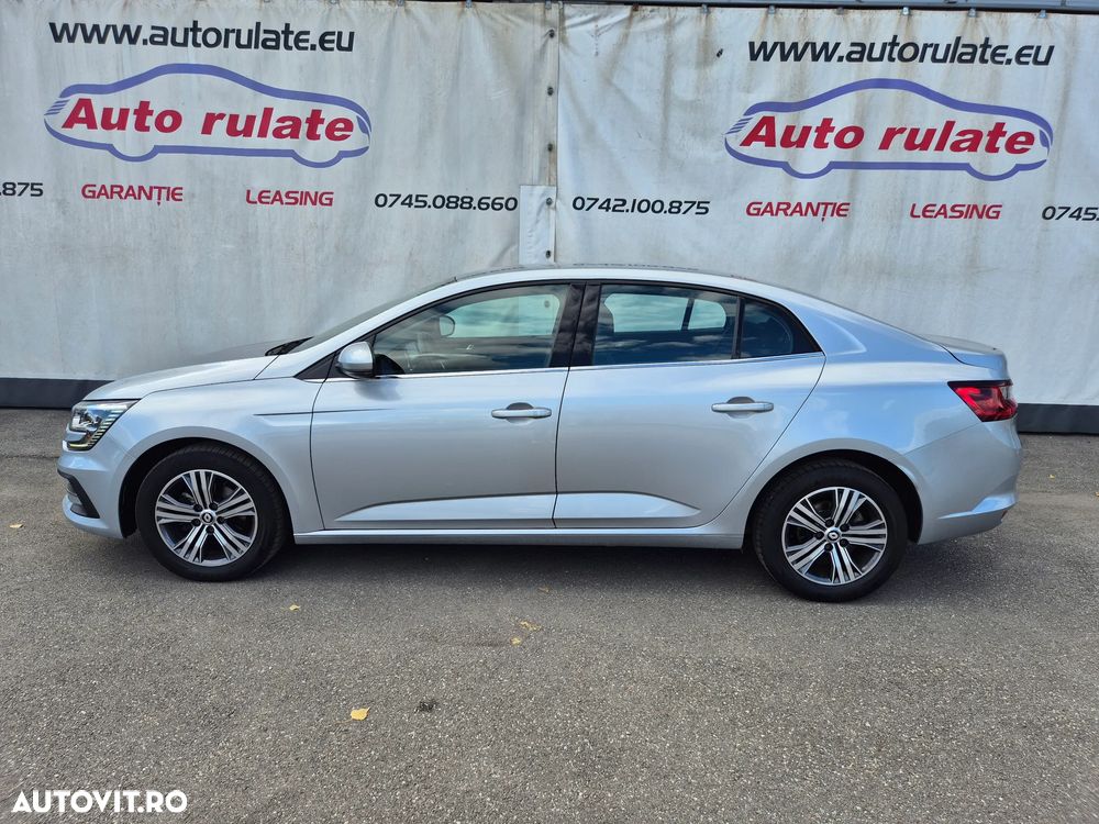 Renault Megane 2024 photo 2