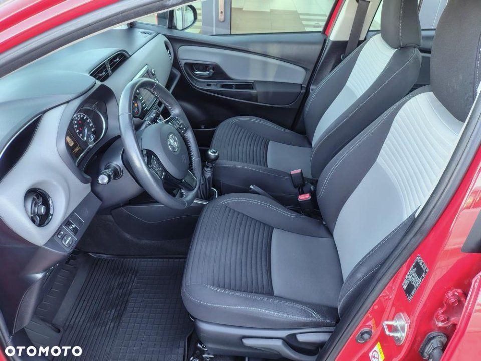 Toyota Yaris - 15