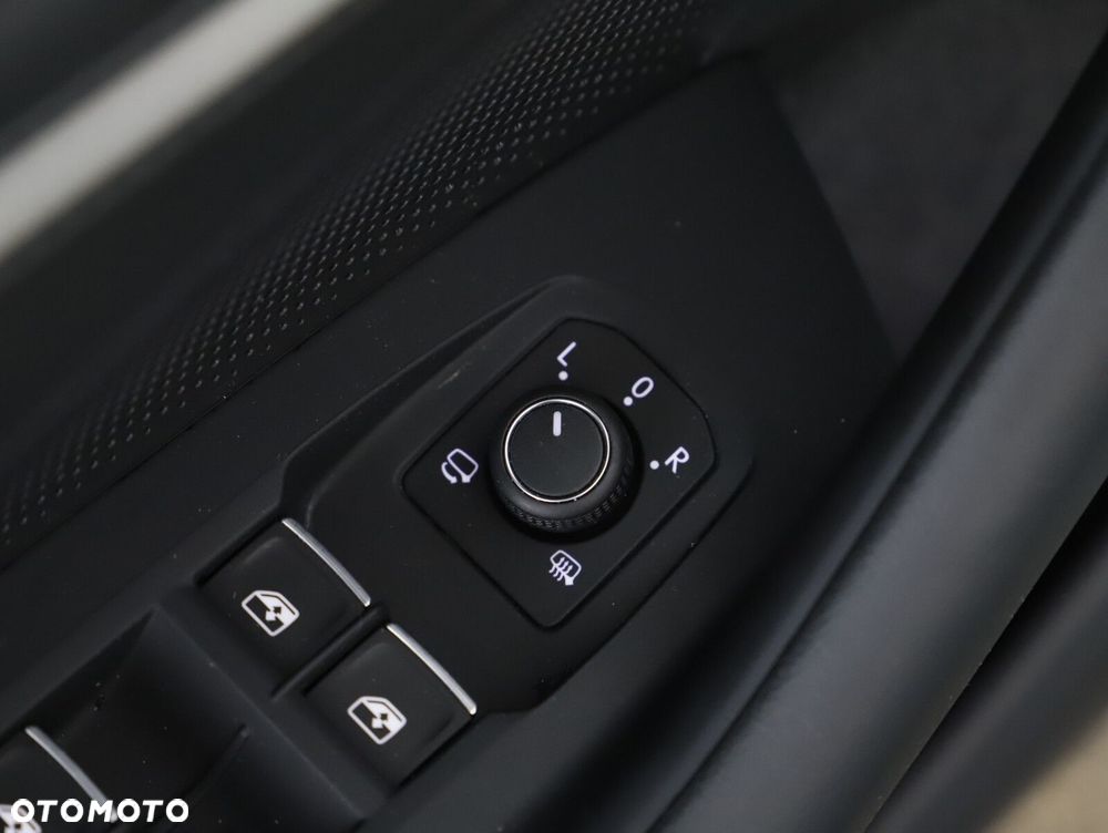 Volkswagen Passat - 16