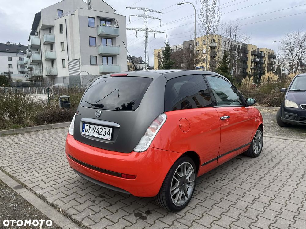 Lancia Ypsilon 1.3 SMomoDesign (4os.) - 4