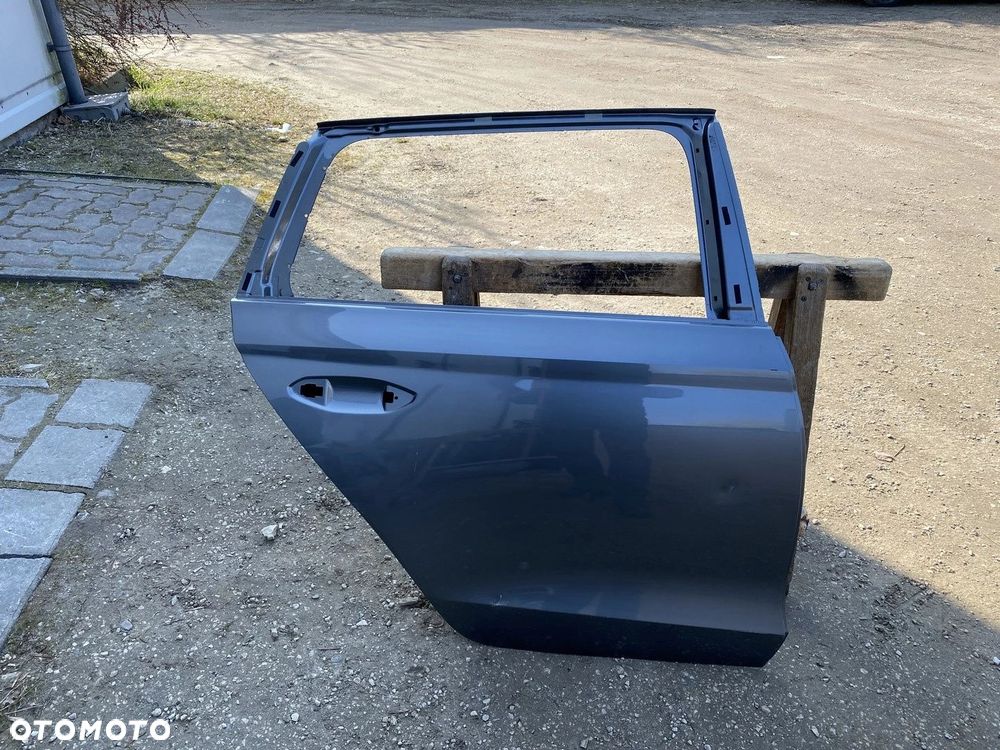 DRZWI TYŁ TYLNE PRAWE SKODA OCTAVIA IV KOMBI 5E7833312 - 1