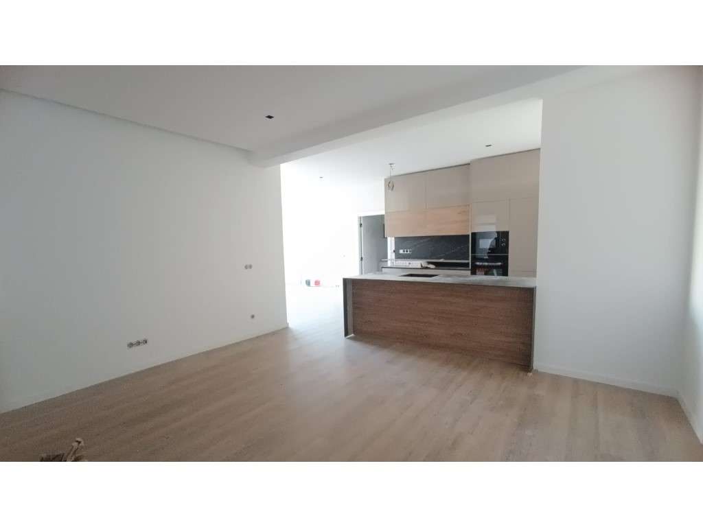 Magnifico Apartamento T0+1 - Monte Abraão - Queluz - Remodelado - Grande imagem: 4/12