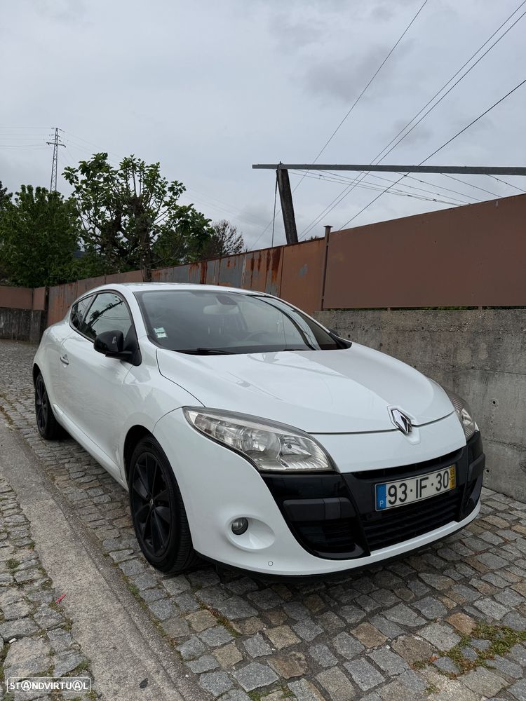 Renault Mégane Coupe 1.5 dCi Dynamique S - 1