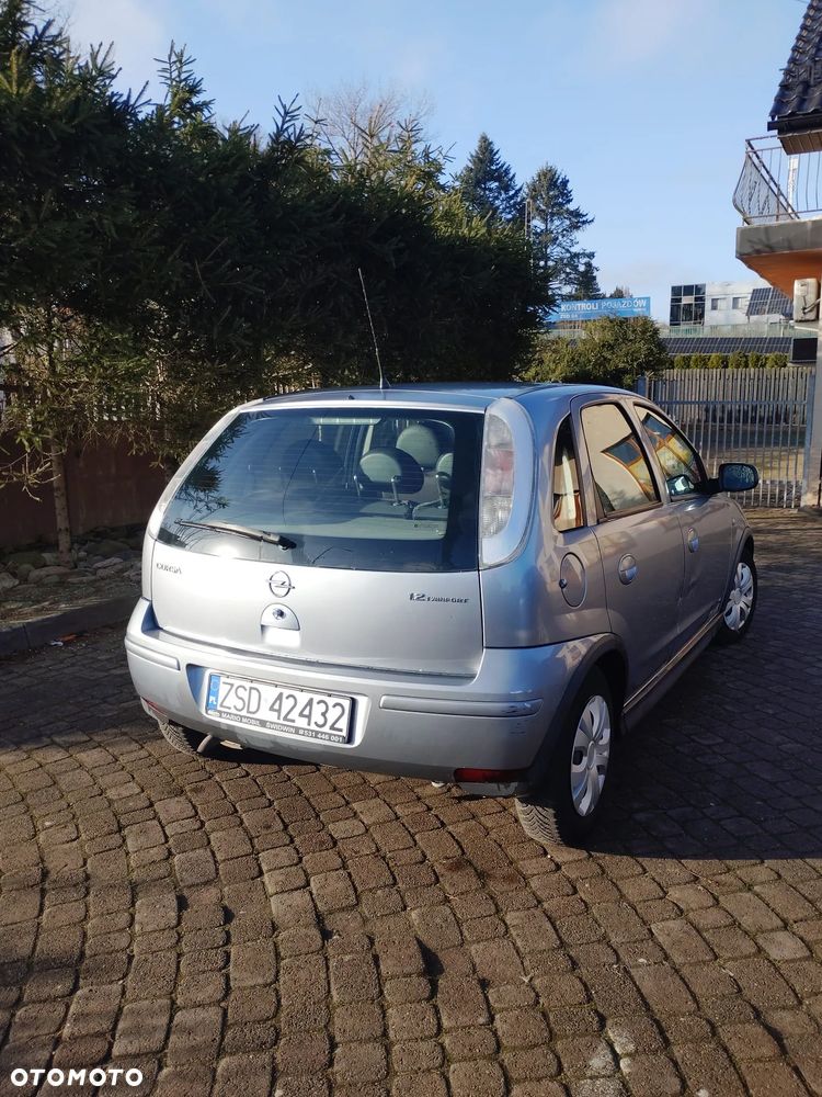 Opel Corsa 1.2 16V Enjoy - 12