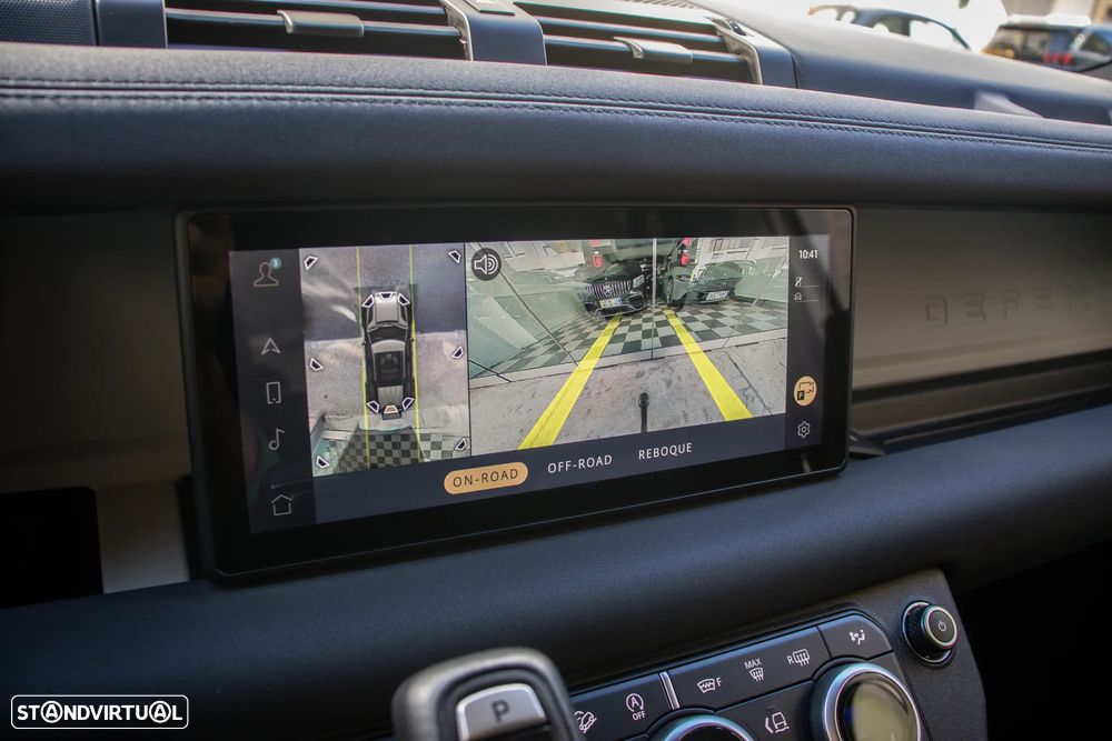 Land Rover Defender 2.0 D 110 AWD S - 25