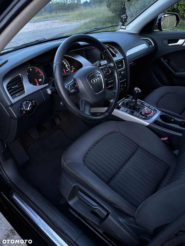 Audi A4 Avant - 12