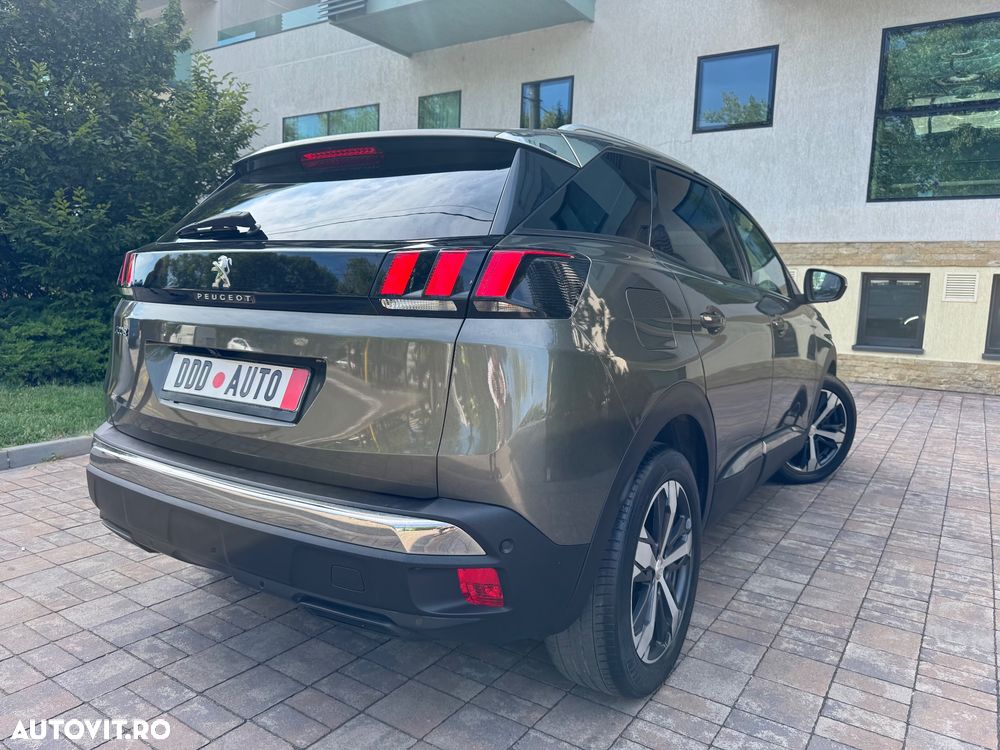 Peugeot 3008 1.6 BlueHDI S&S EAT6 Allure - 17