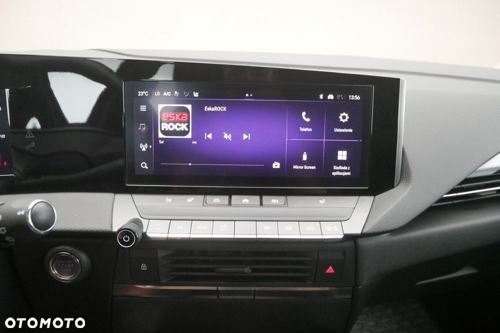 Opel Astra 1.2 T Edition S&S - 10