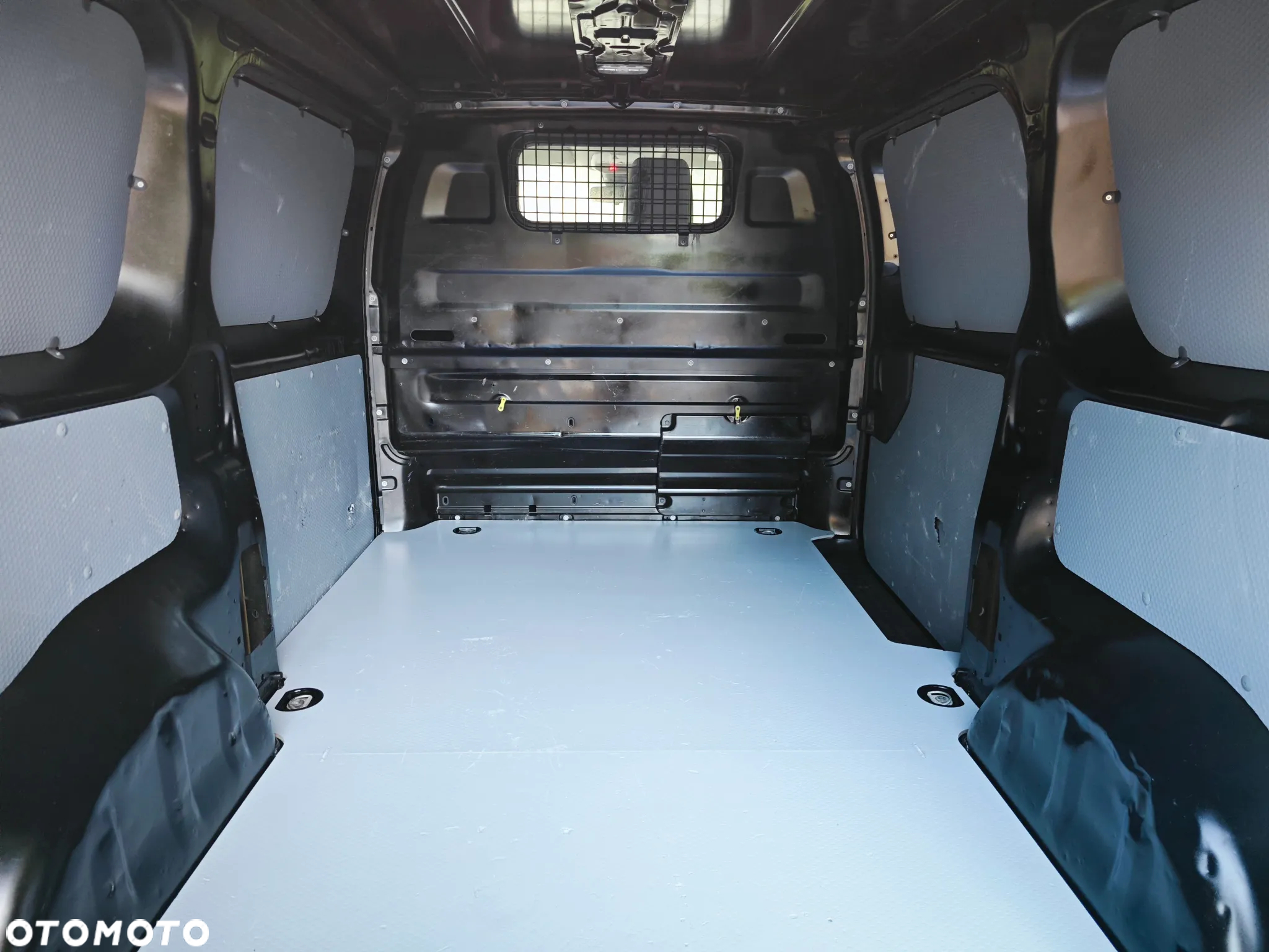 Peugeot EXPERT L2H1 LONG AUTOMAT 2.0 180KM DUŻY SERWIS - 15