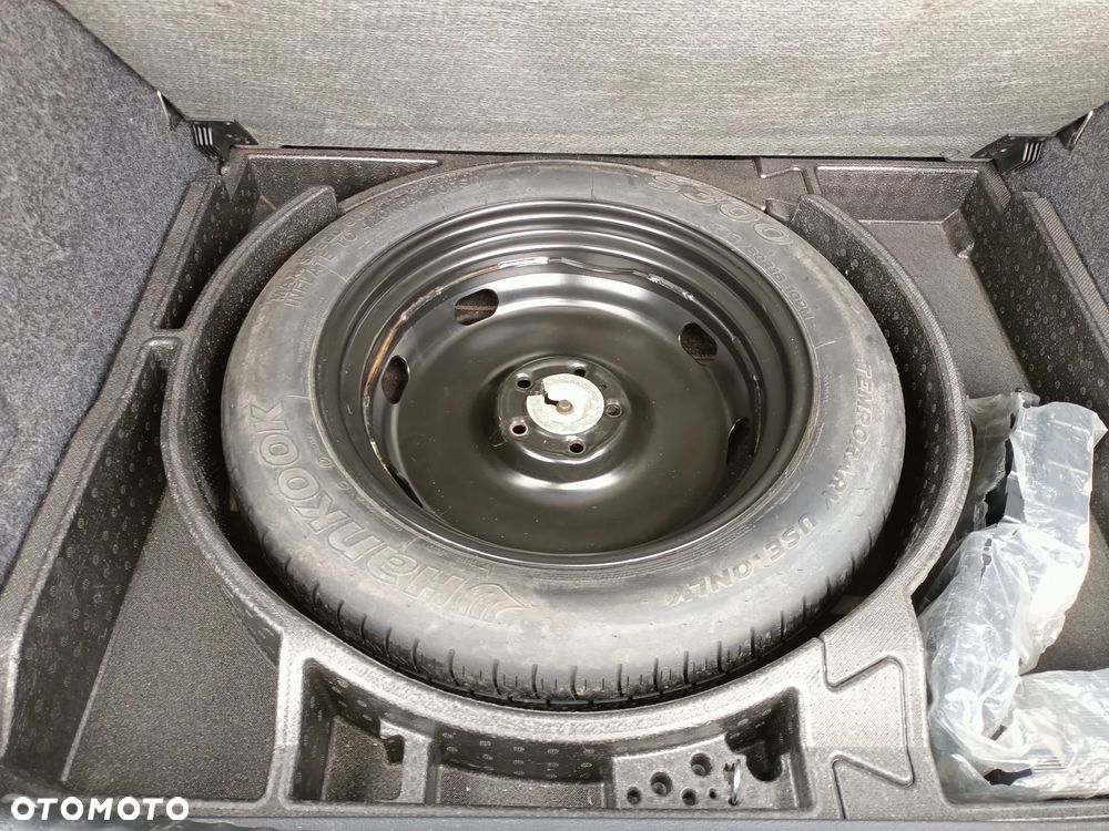 Volkswagen Tiguan - 29