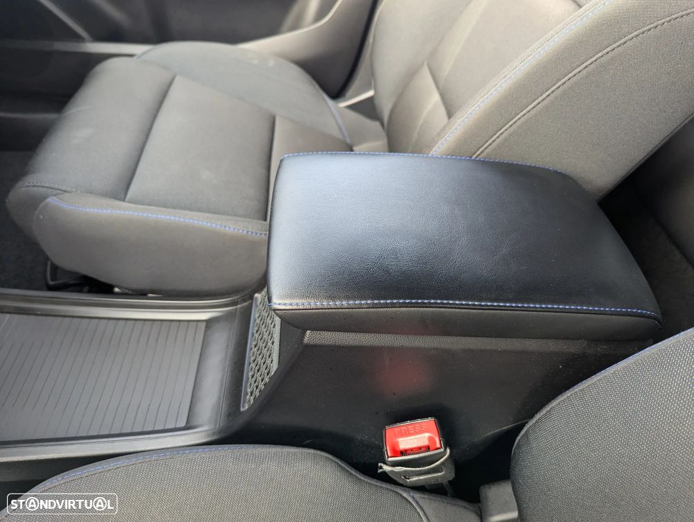 MG MG4 64 kWh Comfort - 13