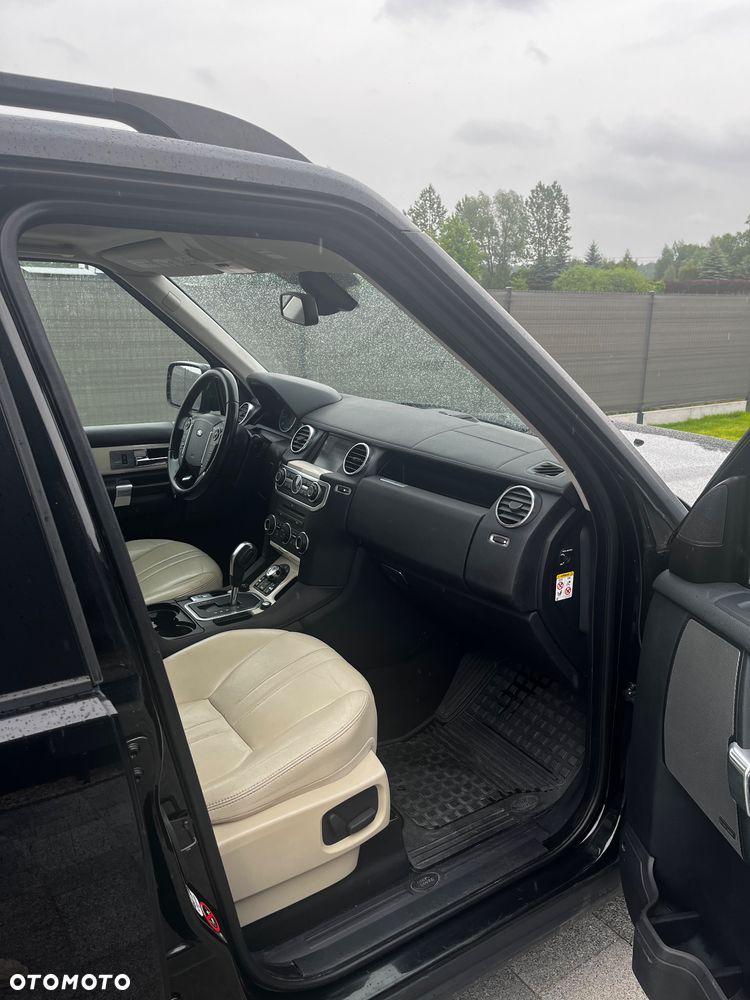 Land Rover Discovery 3.0D V6 HSE - 9
