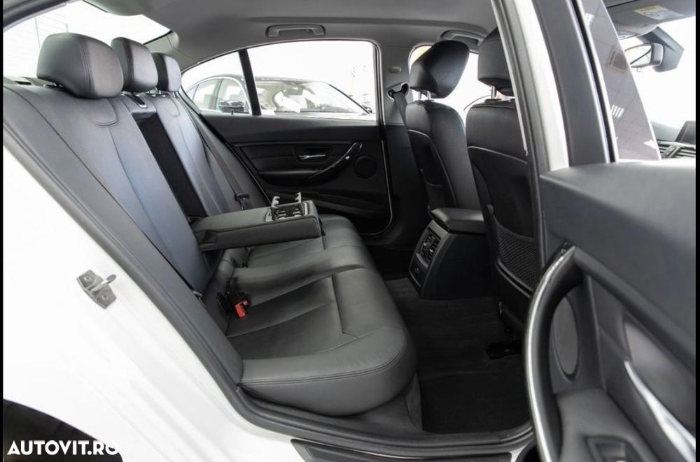 BMW Seria 3 320d Aut. Luxury Line - 20