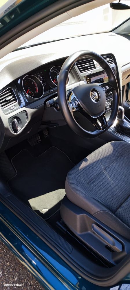 VW Golf 1.0 TSI Confortline DSG - 13
