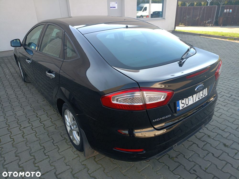 Ford Mondeo 1.6 Ambiente - 3