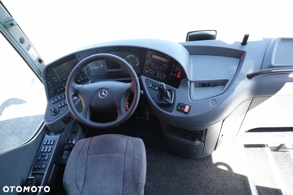 Mercedes-Benz TOURISMO /EURO 6 / SPROWADZONY / TURYSTYCZNY / AUTOMAT / BOGATE WYPOSAŻENIE / FOTELE LUX LINE/ - 26