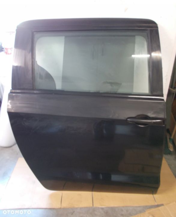 DRZWI PRZESUWNE PRAWE KPL.CHRYSLER PACIFICA 2016- - 1