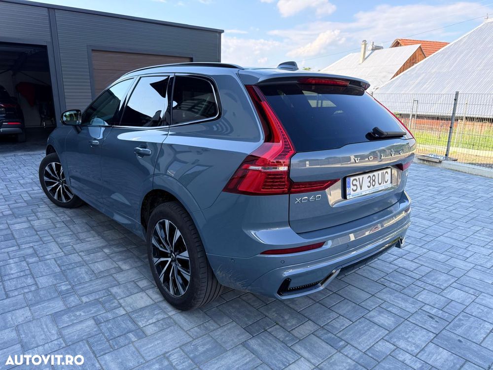Volvo XC 60 B4 D Plus Dark - 7