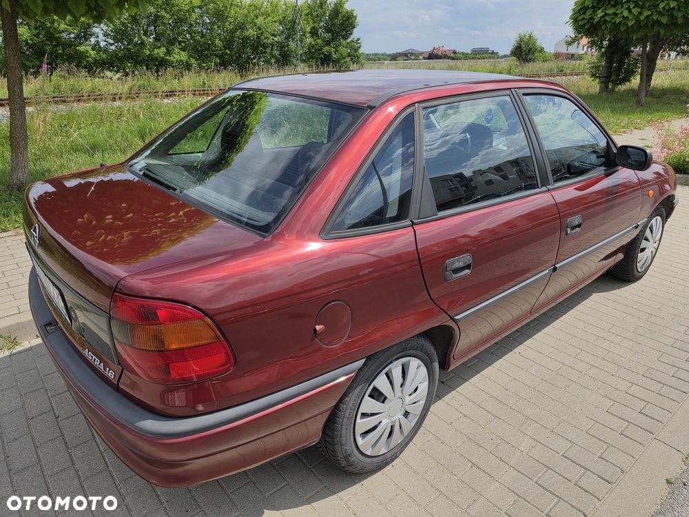 Opel Astra - 5