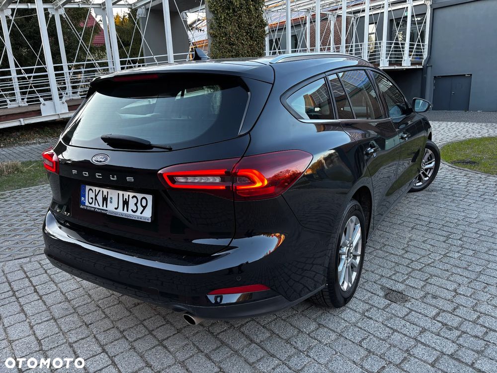 Ford Focus 1.0 EcoBoost Start-Stopp-System COOL&CONNECT DESIGN - 2