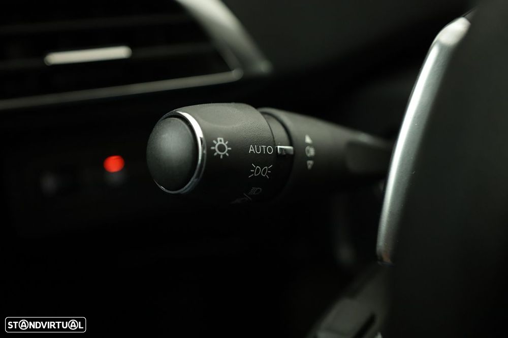 Peugeot 3008 1.6 Hybrid Allure Pack e-EAT8 - 17