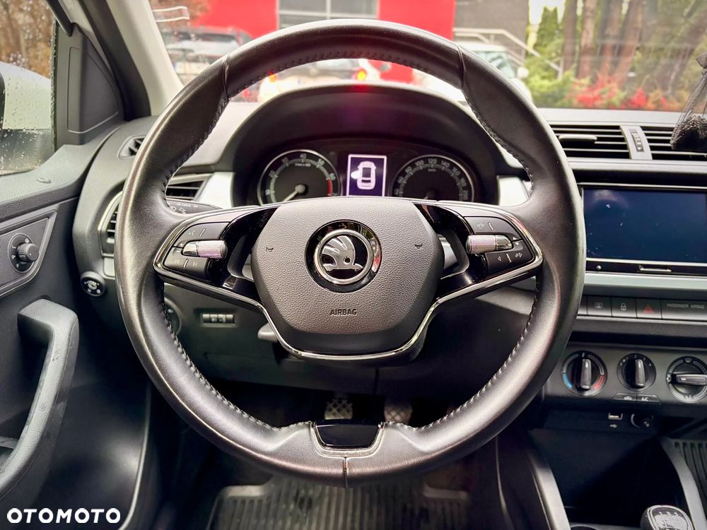 Skoda Fabia 1.0 Active - 10