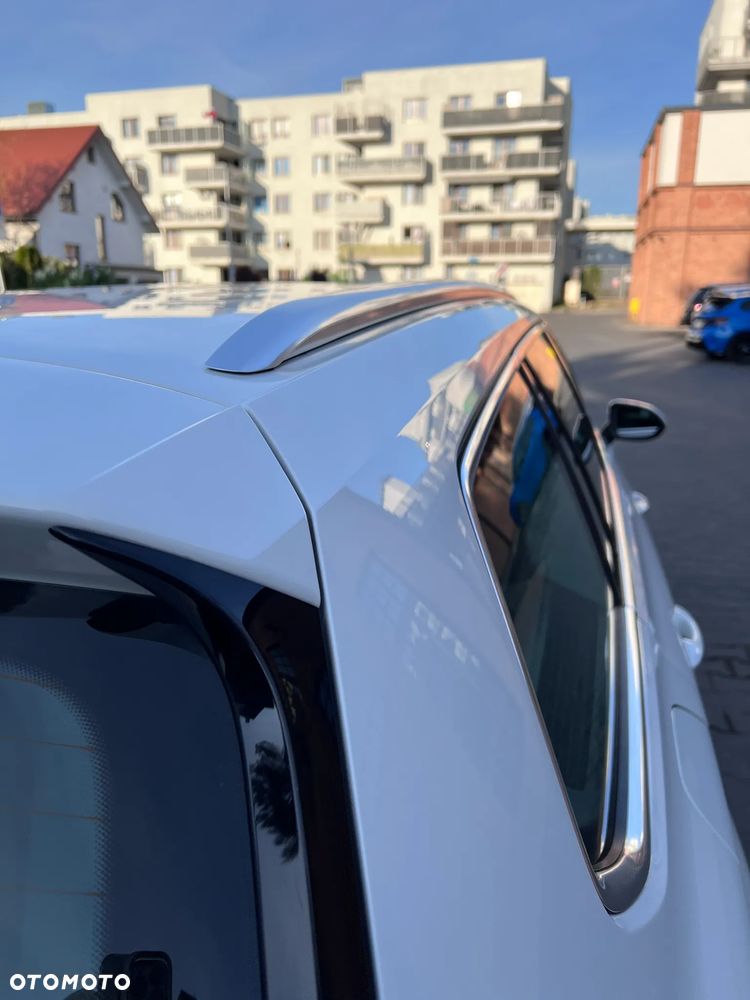 Volkswagen Passat 1.8 TSI BMT Highline - 23
