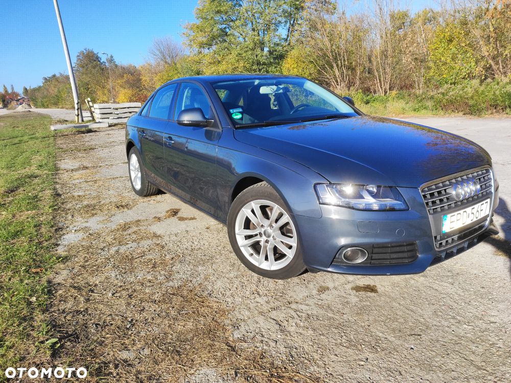 Audi A4 Limousine - 3