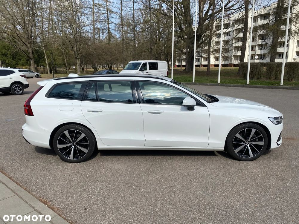 Volvo V60 B3 B Momentum Core - 8