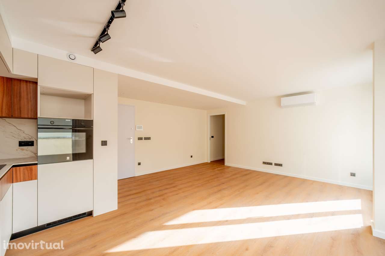 T2 NOVO, centro da cidade com o parqueamento! - Grande imagem: 3/23