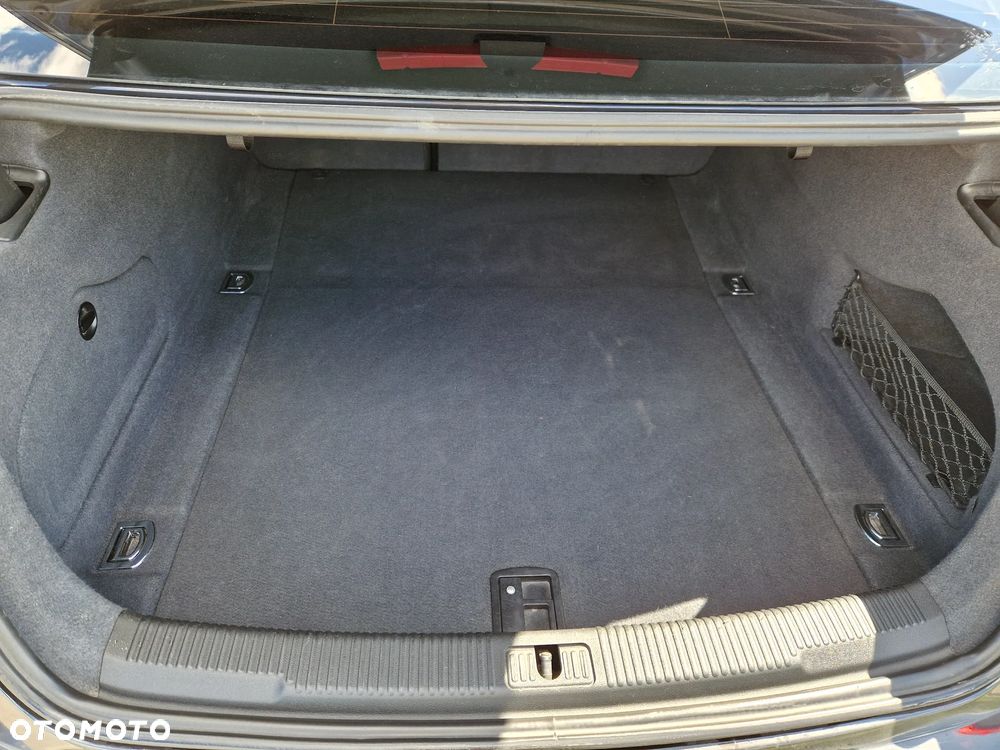 Audi A6 Limousine 3.0 TDI Quattro Tiptronic - 12